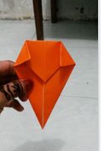 Tehnik Kolase dan Origami Dalam Membuat Bentuk Wortel 