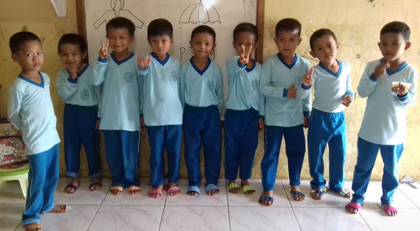 kreasi-sandal-lucu-4