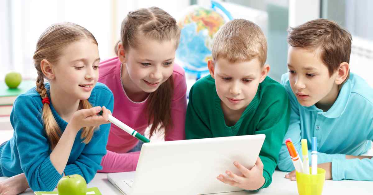 Akses Internet Untuk Pembelajaran di Kelas, Penting! - Dunia Belajar Anak