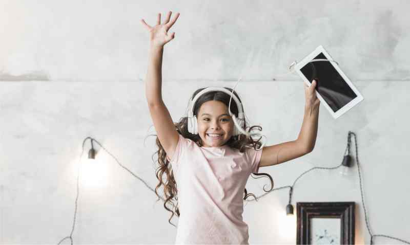 Membangun literasi digital